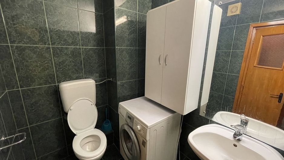 Inchiriere apartament 3 camere - Poză 16