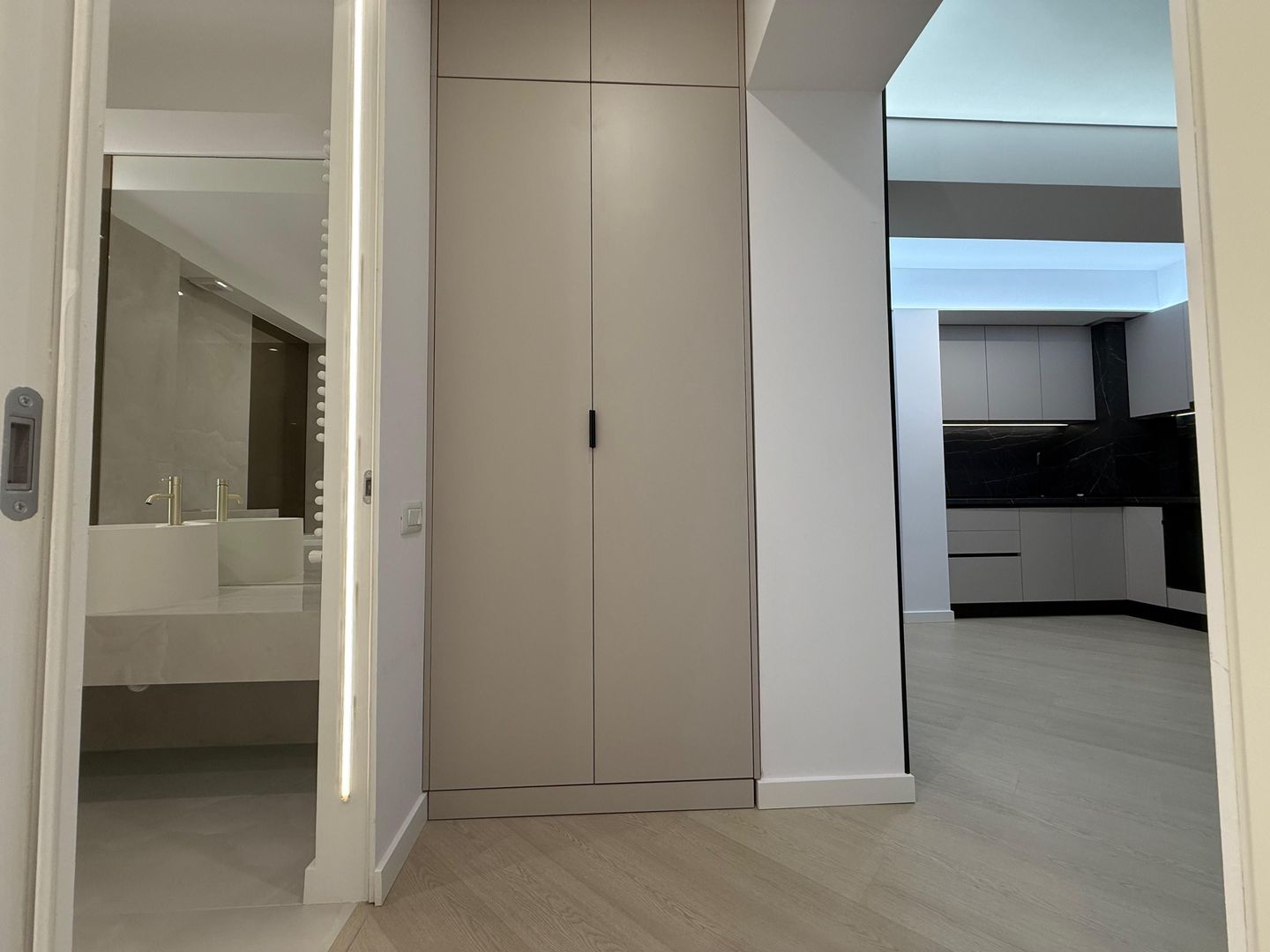 Apartament 2 camere de inchiriat  | Cortina North - Poză 8