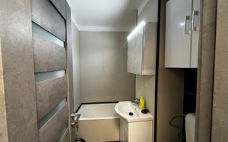 Garsonieră renovată 2025, parter, mobilată complet, zona Titan - Poză 8