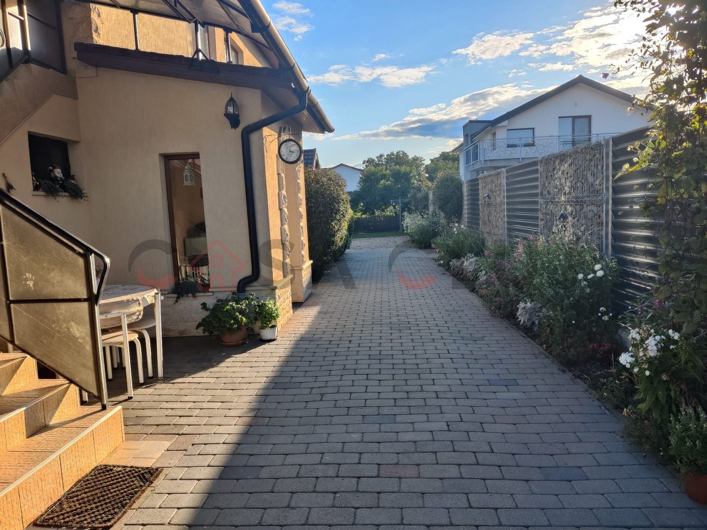 Casă individuală, 5 Camere, Teren  736mp. Garaj, Sânnicoară!! - Poză 1