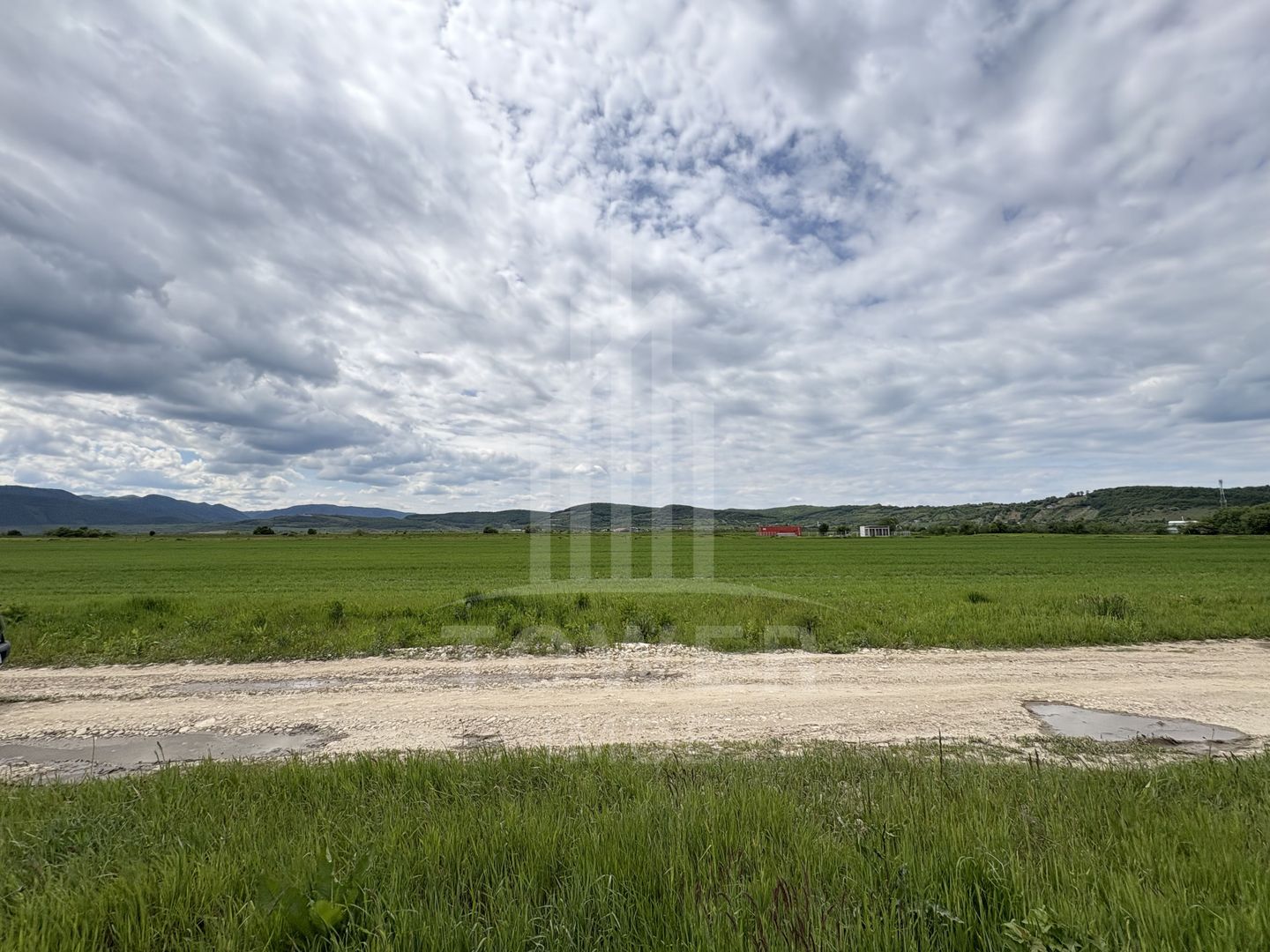 🏡 Teren Intravilan cu Autorizație de Construcție – 480 mp în Cristian, - Poză 1