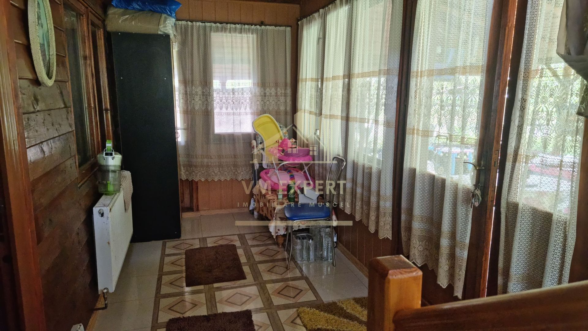 CASA 3 CAMERE, TEREN 6200 MP + 2 LACURI, CAMPULUNG, NAMAIESTI - Poză 8