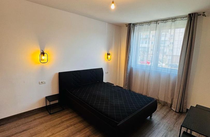 Apartament de inchiriat 3 camere 2 Baii Micalaca, parcare, bloc nou - Poză 16