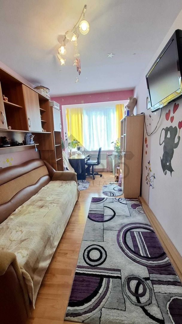 De vanzare Apartament cu 3 camere - Poză 6