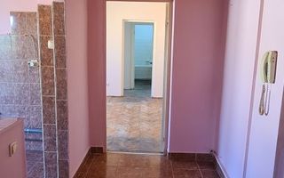 BRASADAS vinde ap 3 cam etaj 4/4 Micro 16. - Poză 7