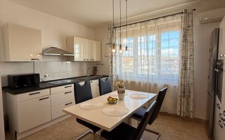 Apartament 3 camere spațios Oradea - Poză 11