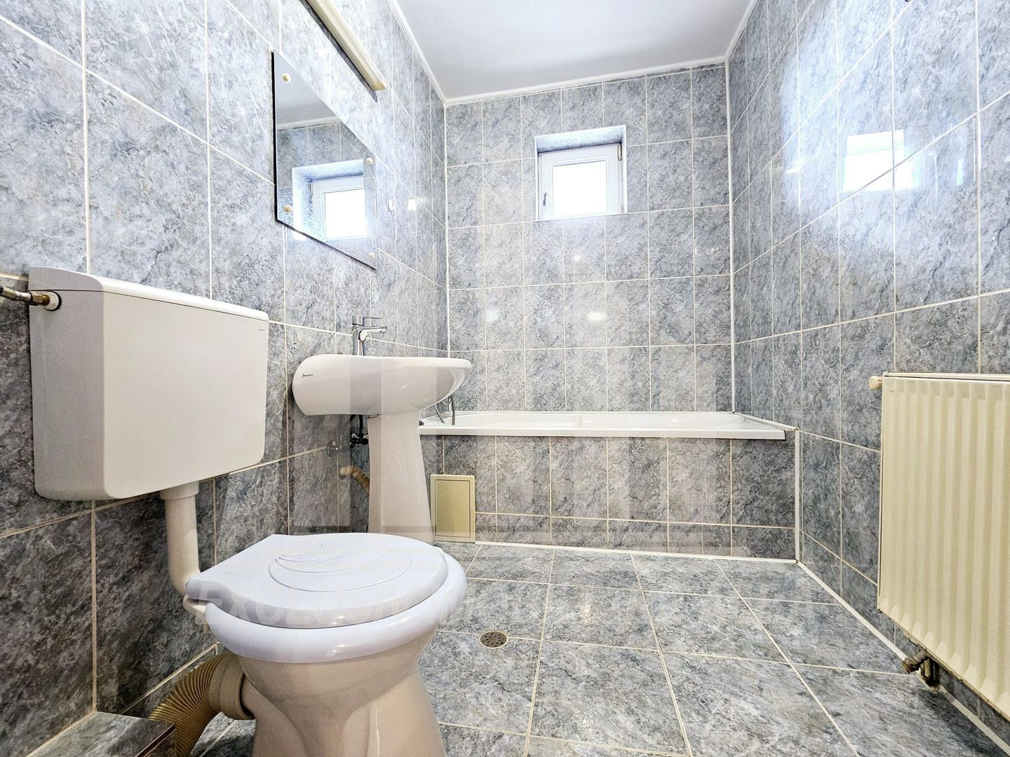 Apartament cu 3 camere Bloc Nou, Cetate - Poză 7