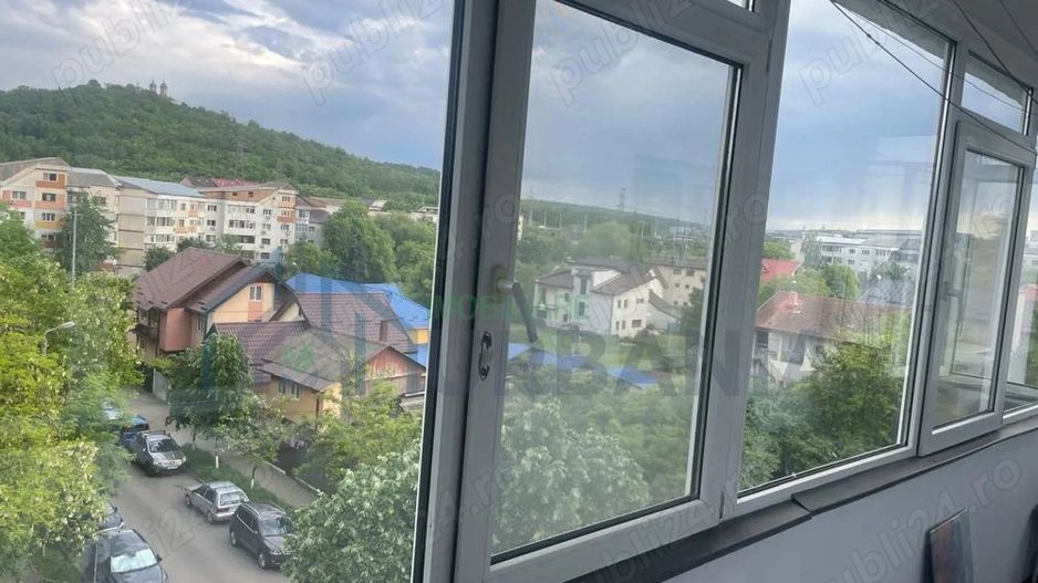 Apartament 3 camere 76 mp Nicolina 2, zugravit in 2026 - Poză 7