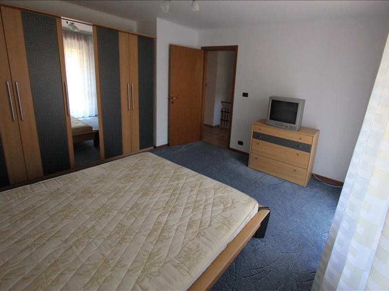 Vila P+1 deosebita, complet mobilata si dotata, cheltuieli de intretinere mici - Poză 11