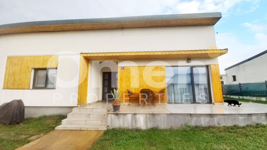 Casa cu 3 camere, teren 5,26 ari, cu o suprafata utila de 119 mp, Sasar - Poză 1