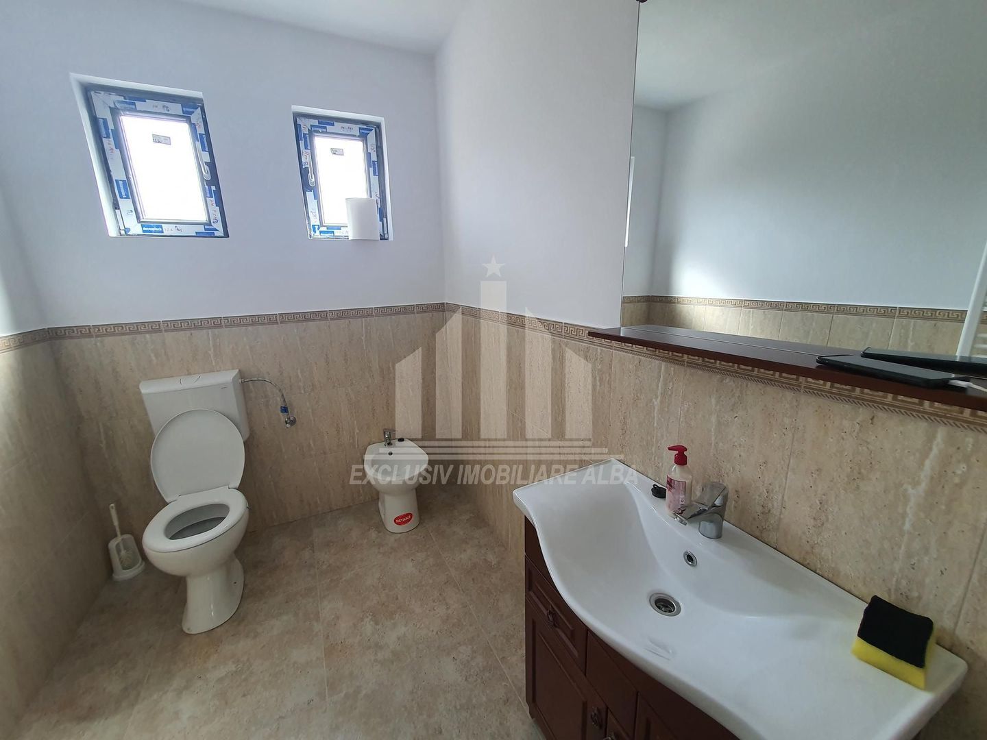 Hala industriala de vanzare la asfalt - Poză 6