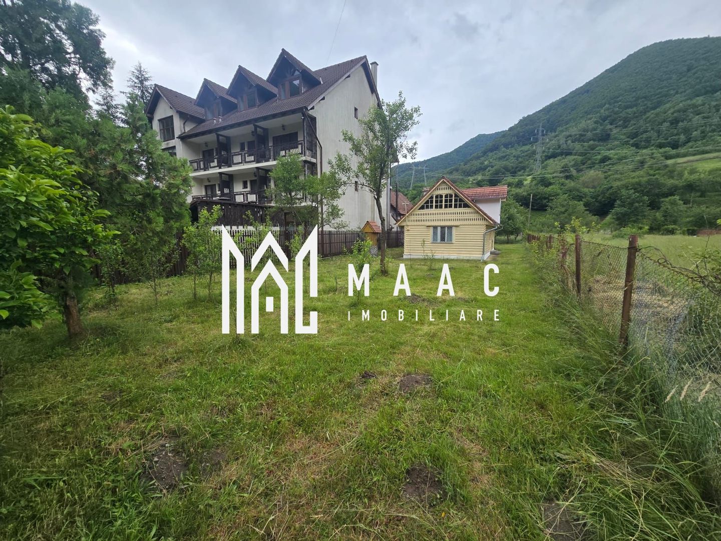 Casa de vacanta 1200 mp teren Valea Lotrioarei - Poză 1
