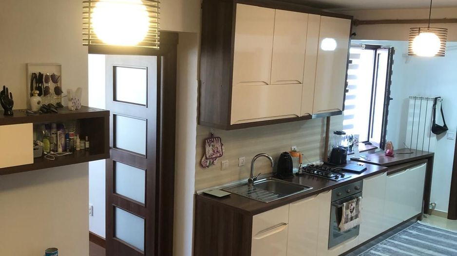 De vanzare apartament 2 camere Militari Residence - Poză 1