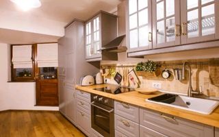 Apartament cu 3 camere de vanzare, Centru - Poză 2