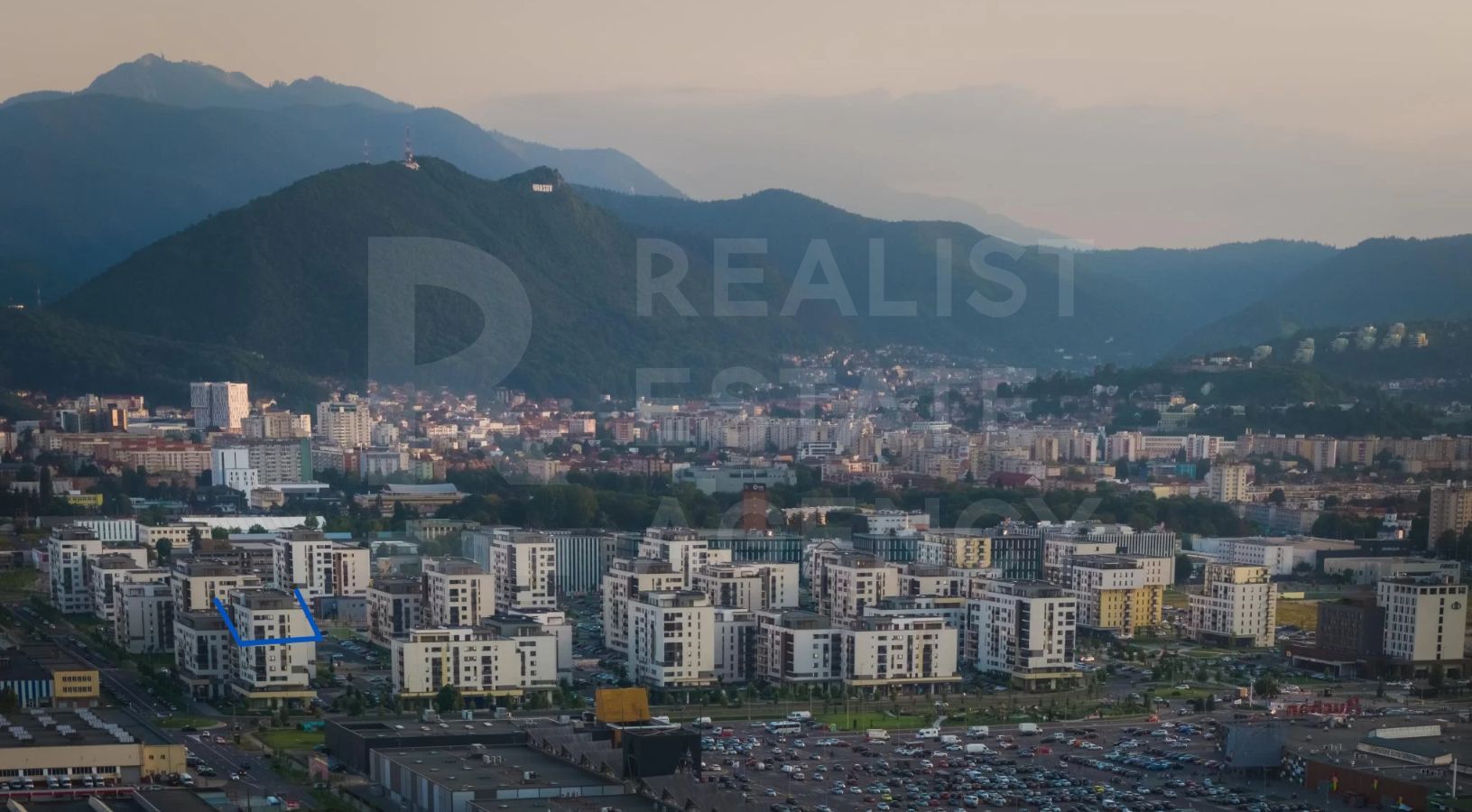 Vânzare, penthouse, 4 camere, Brașov - Poză 1