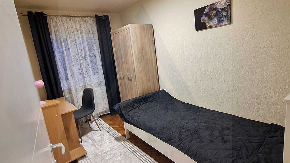 Apartament 3 camere mobilat si utilat modern parter zona Sub Arini - Poză 6