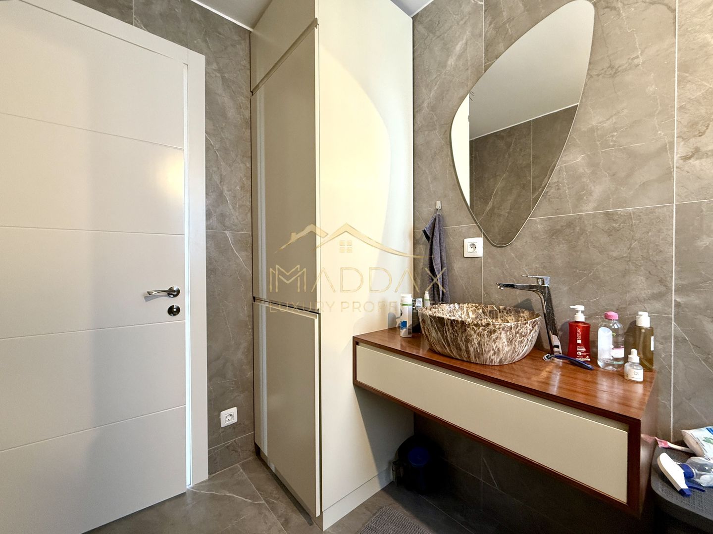 Apartament cu 4 camere  *122mp* / 1 Parcare Subetarana / Floreasca - Lake View - Poză 22