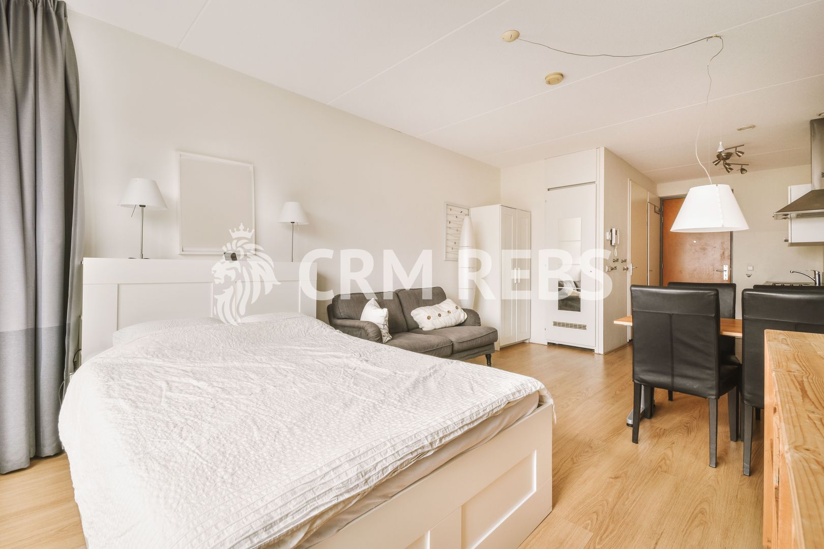 Super apartament oportunitate pentru pretentiosi mutare imediata 64 mp - Poză 3