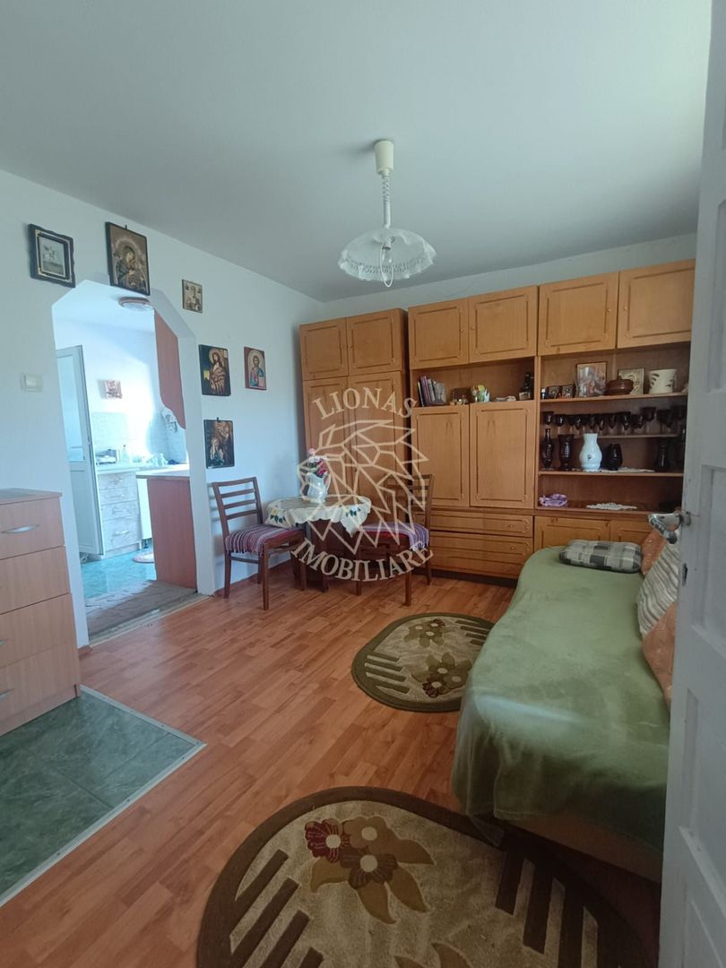 Casa 4 camere, 2 anexe-teren 43 ari cu livada-Feleac 26 km de Bistrita - Poză 2