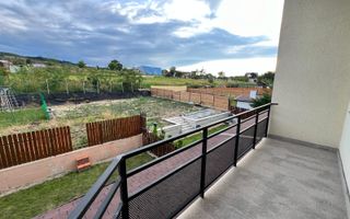 Casa cu 7 camere | 3 balcoane | Garaj | 220 mp + 80 mp curte | Cartier Panorama - Poză 33