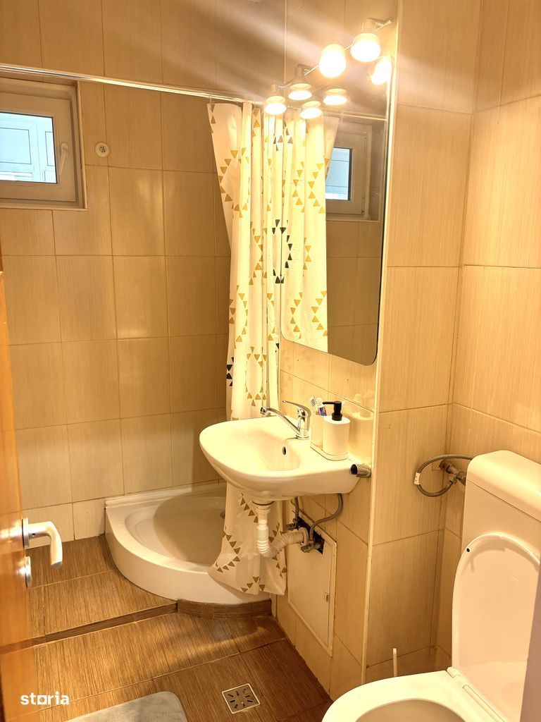 Apartament cu 3 camere, balcoane și lift în Dorobanți - Poză 5