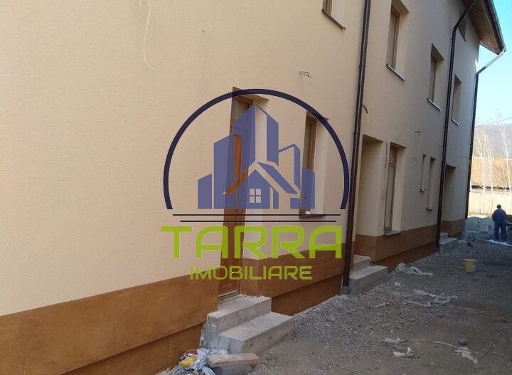 Pensiune de vanzare in Brad judetul Hunedoara - Poză 1