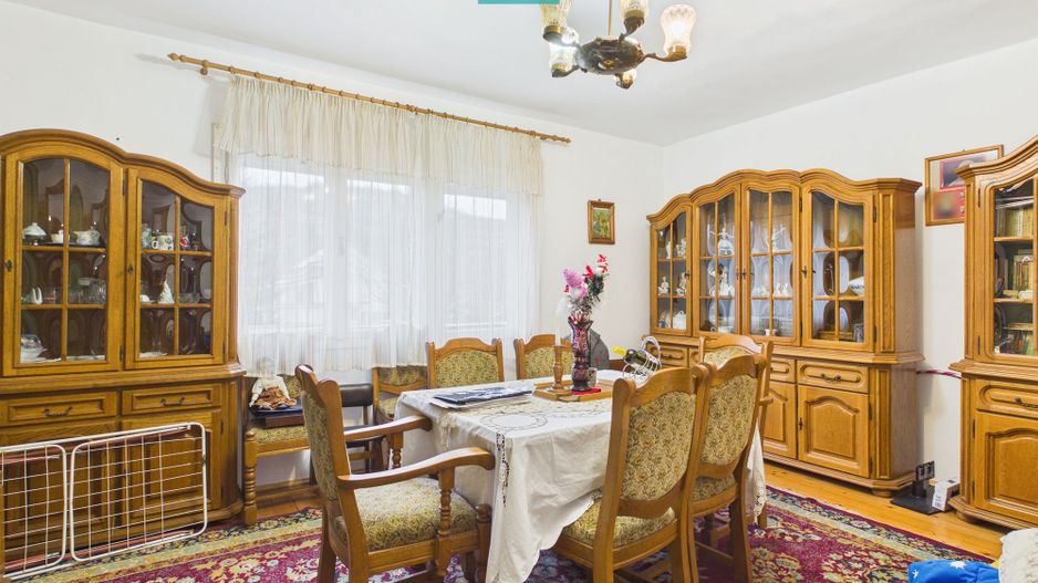 Vilă stil montan, 270 mp, teren 3000 mp - Poză 8