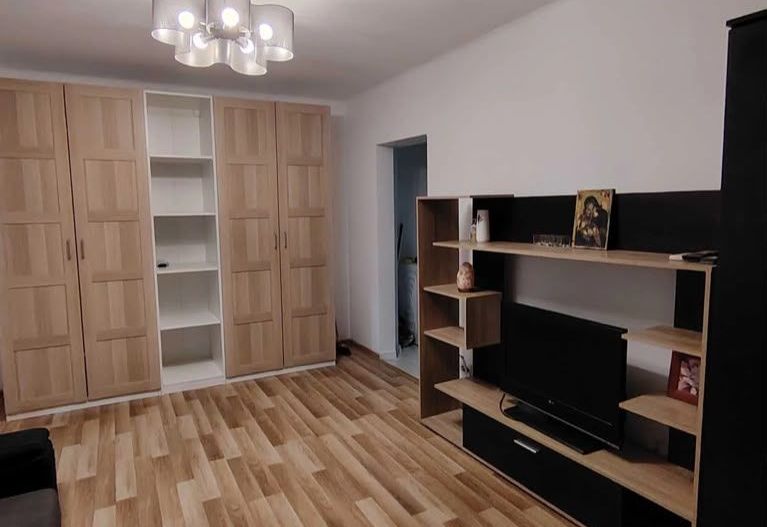 AP. 3 CAMERE -TITAN, BLOC REABILITAT, BUCATARIE INCHISA, MODERN - Poză 2