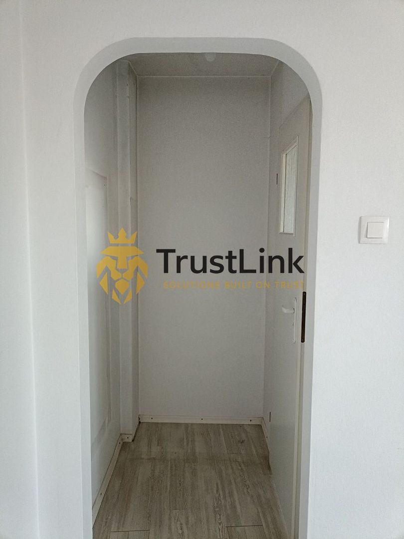 Garsoniera de vanzare la Hala Traian Calea Calarasi - Poză 8