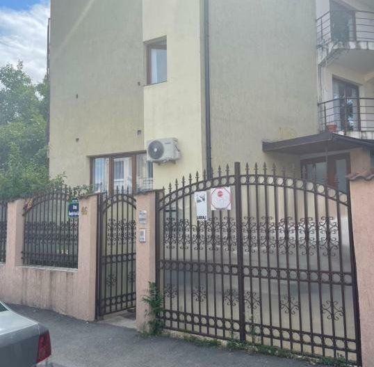 Casa / Vila / 14 amere / D+P+3 Bd Ferdinand Foisorul de foc/Curte libera 120mp - Poză 2