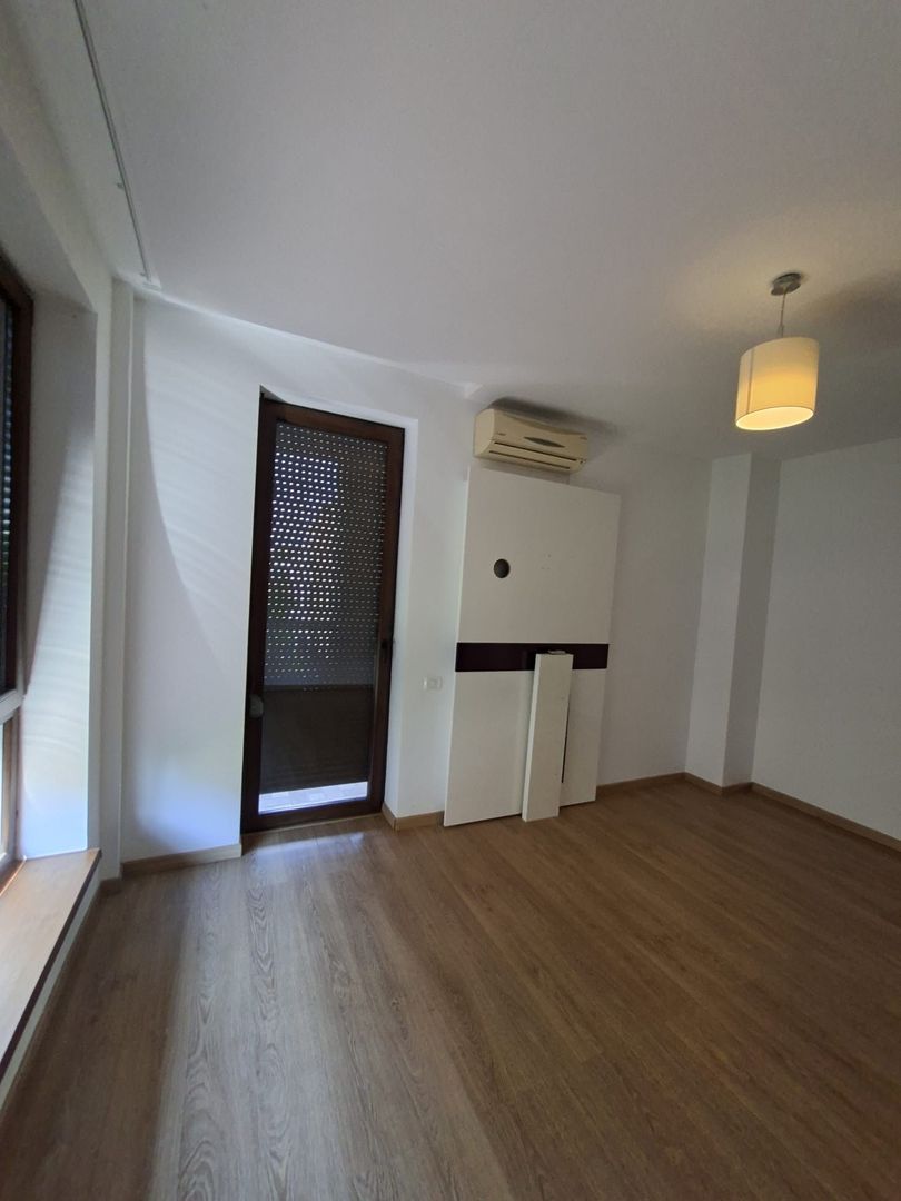 Spațios 4 camere, zona Braytim - Poză 32