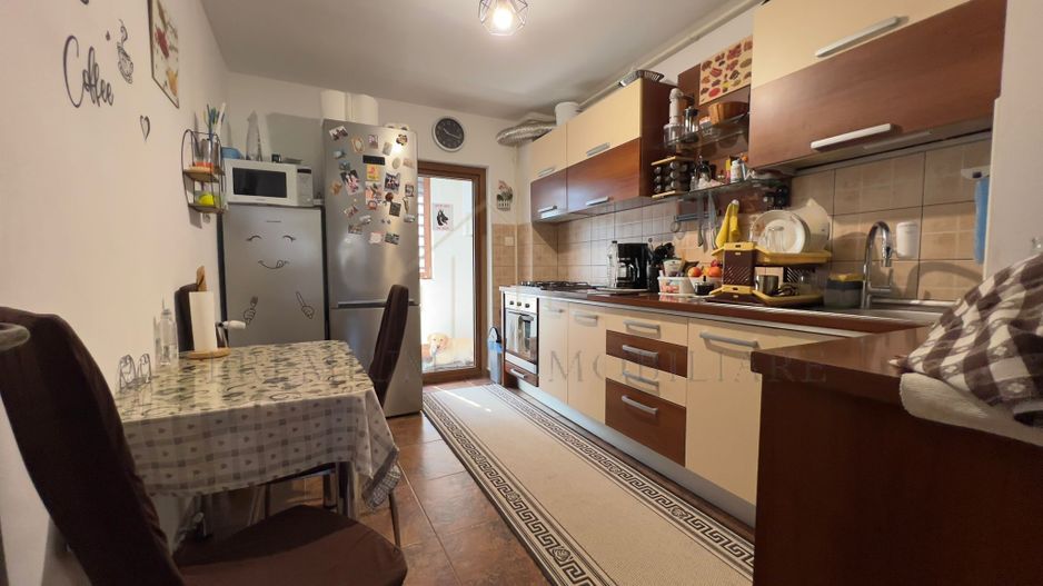 Apartament 3 camere complet renovat – Etaj 2/4 – Zona de jos - Poză 8