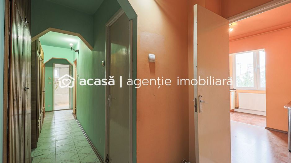 Rezervat Apartament cu 3 camere decomandat in Zona 300 - Poză 5