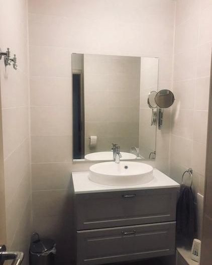 Vanzare Apartament 3 camere, etaj 1, 2 băi, renovat, mobilat, utilat - Sector 5 - Poză 10