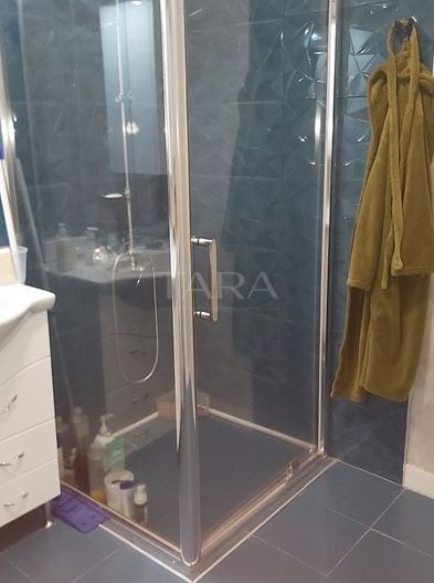 Apartament cu 2 camere, zona linistita, finisat recent. - Poză 3