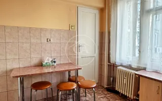 Apartament de închiriat cu 4 camere în zona Decebal, Oradea - Poză 12