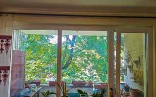 Apartament cu 3 camere in zona Cornisa, 7 Noiembrie , pe Romanu Vivo - Poză 5