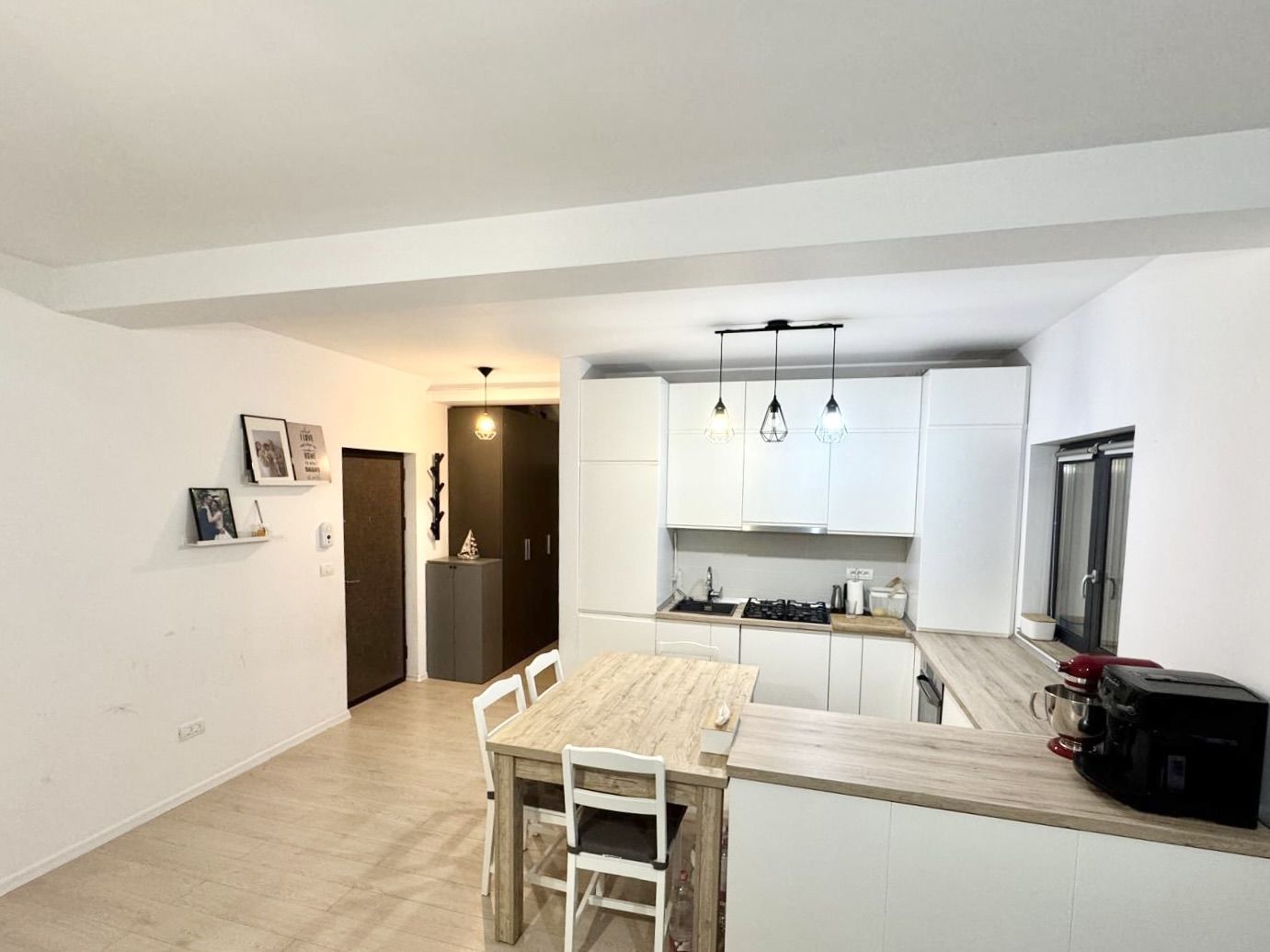 Apartament 2 camere Dumbrăvița – ideal locuit sau investiție - Poză 8