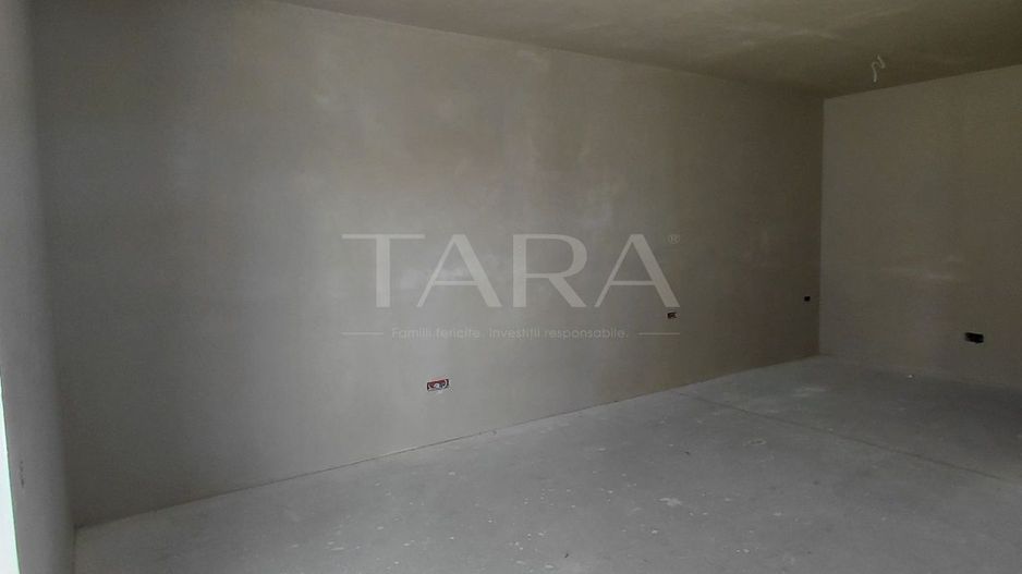 Apartament open-space cu nișă de dormit, CF și parcare subterană. - Poză 2