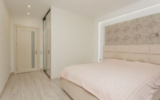 Vânzare 3 dormitoare separate, living generos și debara la etaj CADOU - Poză 9
