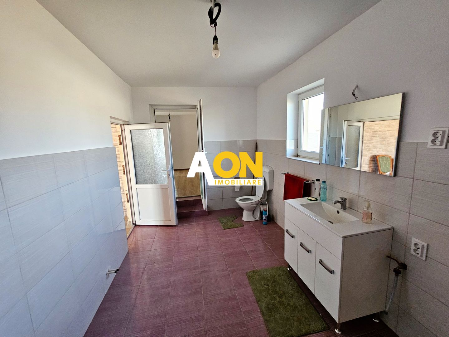 Casa cu 4 dormitoare, 821 mp teren - Poză 8