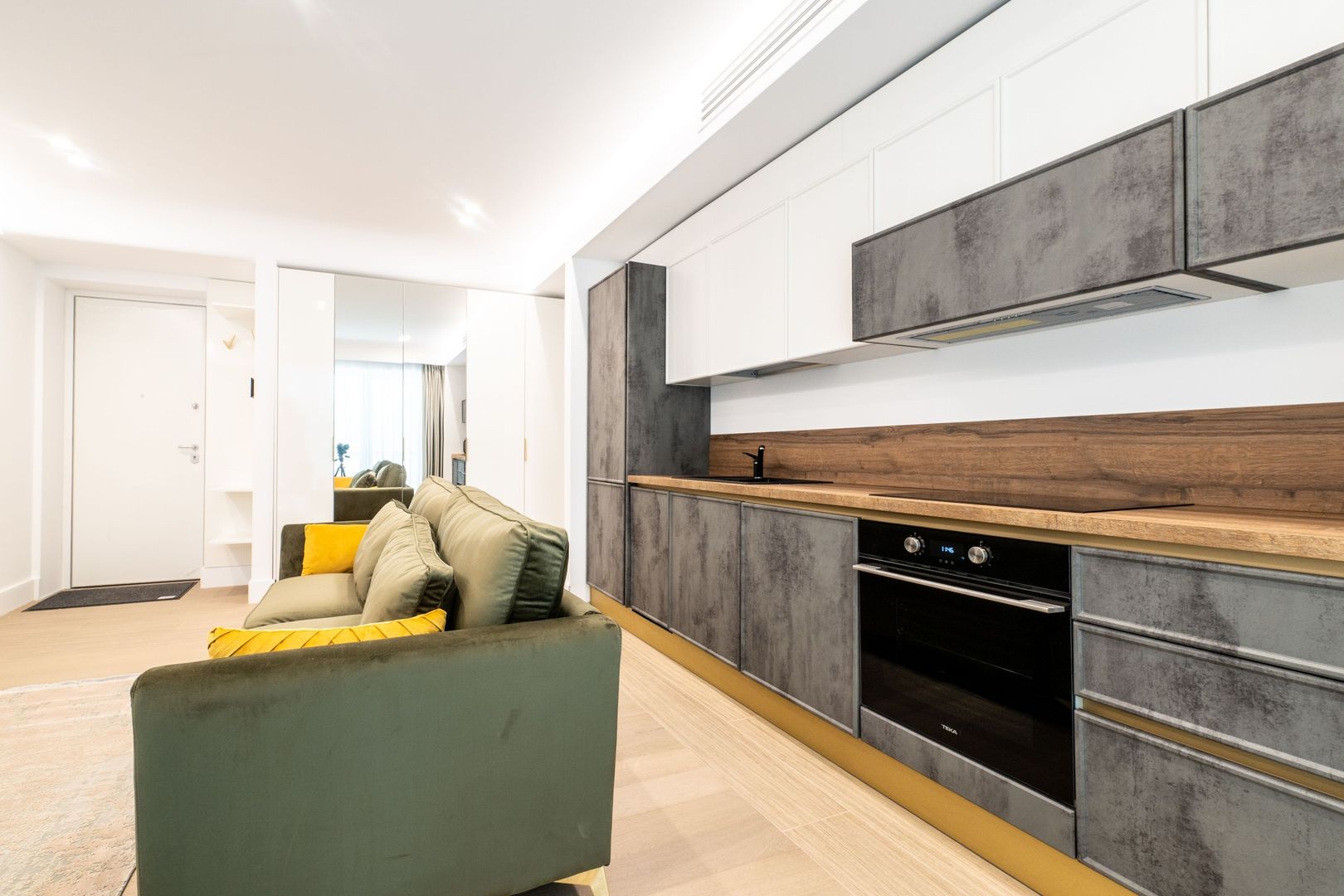 CORTINA 126 | Apartament exclusivist | Terasa de 15 mp | Ultra LUX - Poză 5