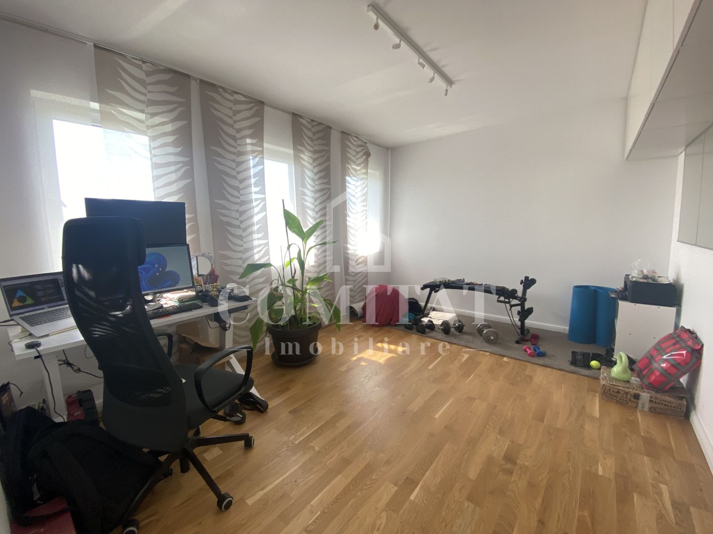 Casa individuală dispusă pe 2 niveluri | La cheie | Dezmir - Poză 14