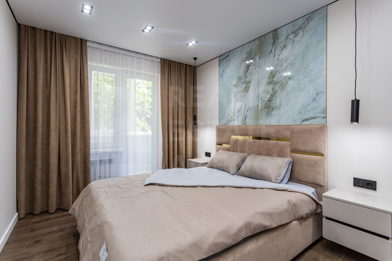Vânzare, apartament, 3 camere, str. N. Milescu Spătarul, Ciocana - Poză 1