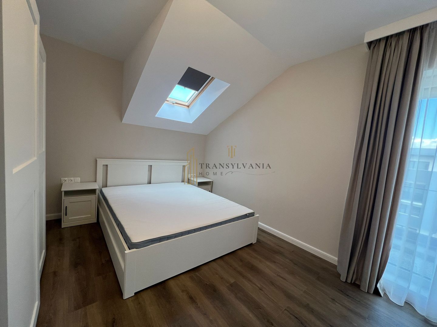 Apartament 3 camere, modern, suprafata generoasa - Poză 11