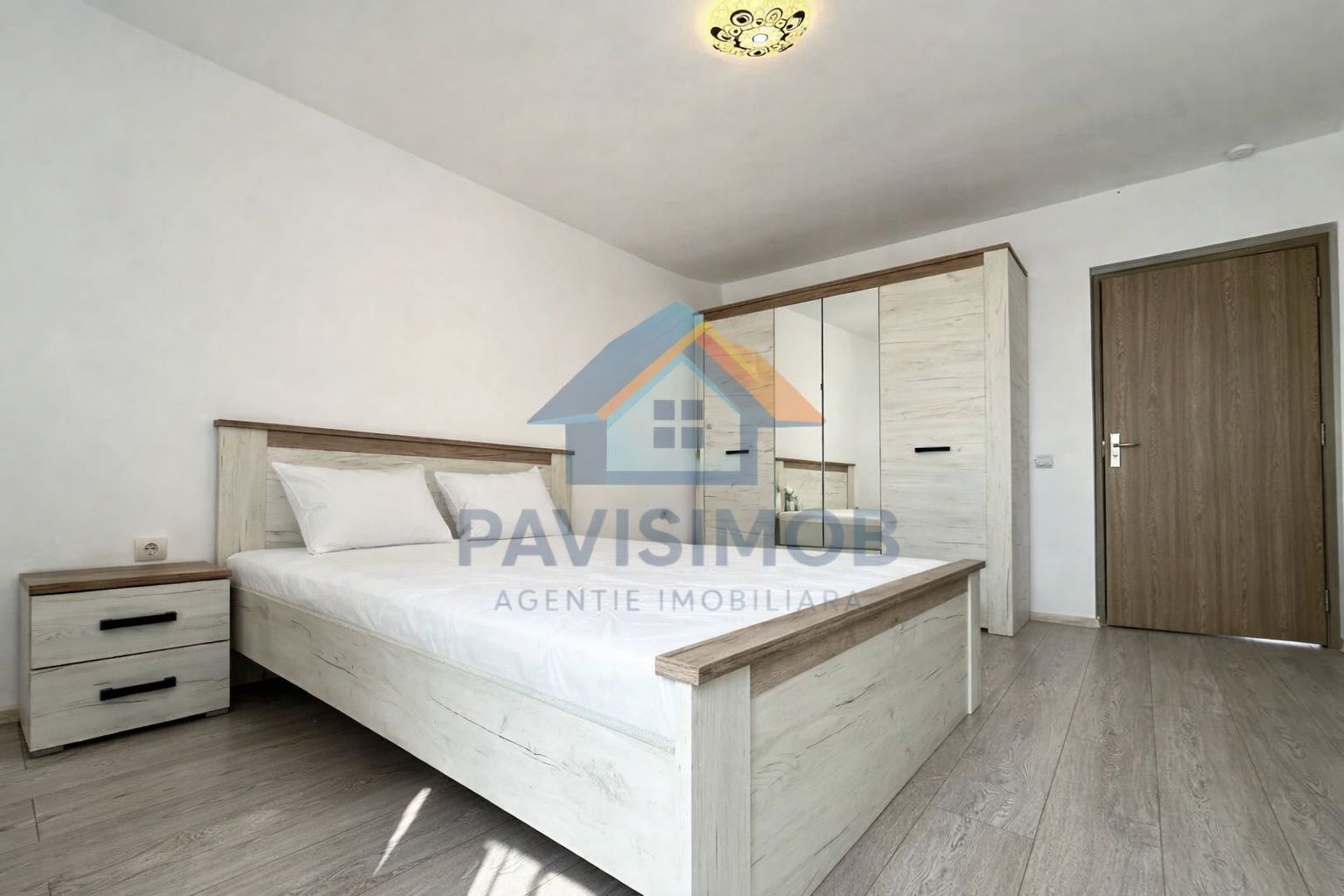 Casă de închiriat Sânpetru – curte + parcare - Poză 7