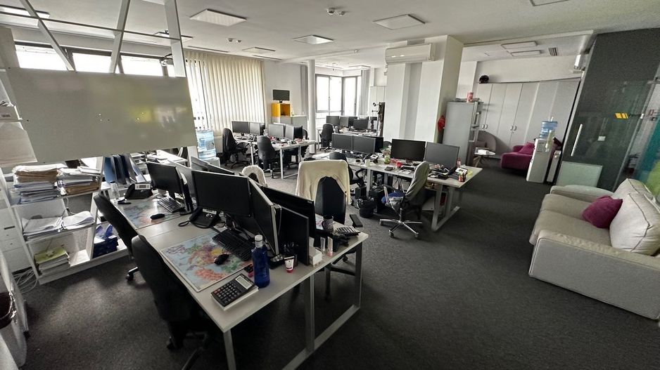 Clădire de inchiriat clinica / birouri - Poză 19