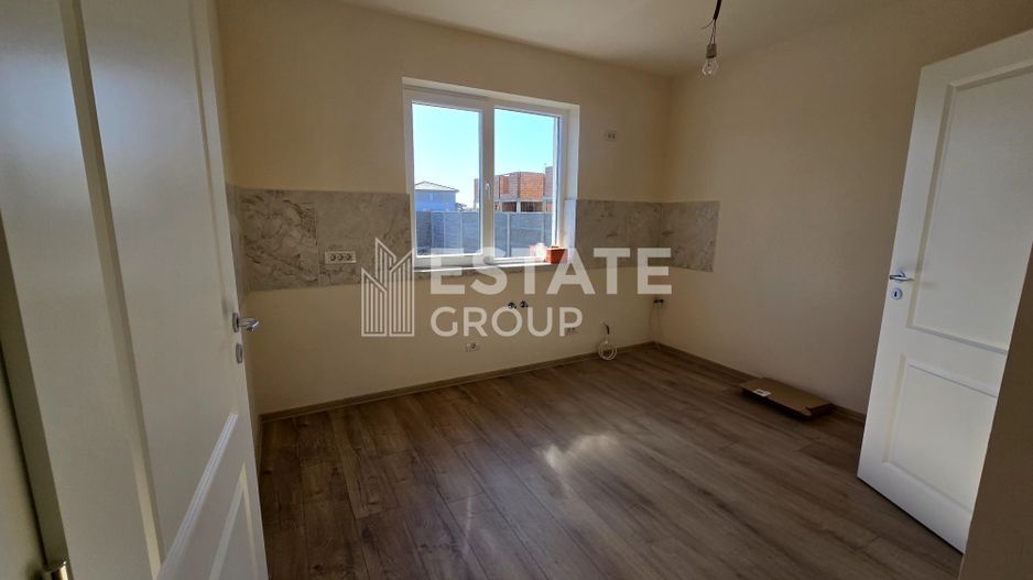 Casa individuala cu 4 camere in Mosnita Noua - Poză 5
