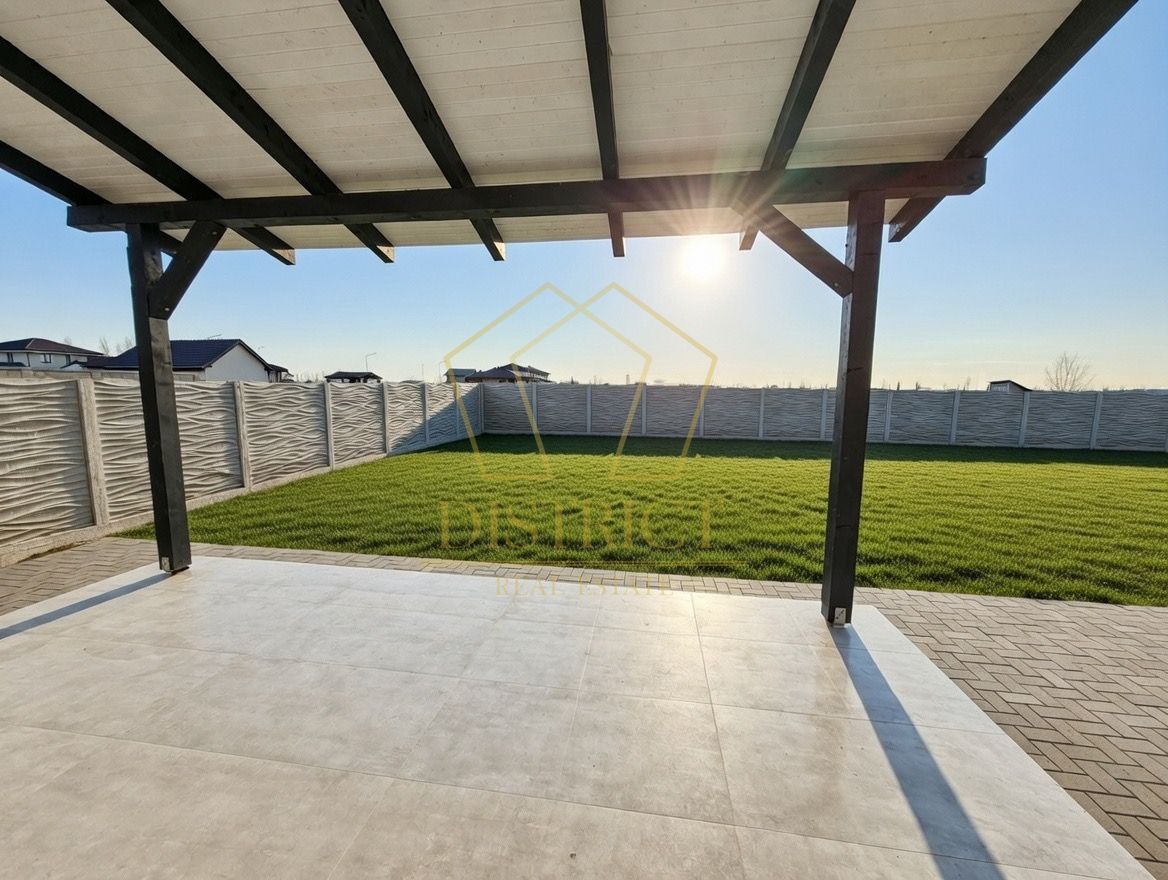 Duplex despartit prin camera tehnica, 5 camere, asfalt | Giarmata Vii - Poză 11