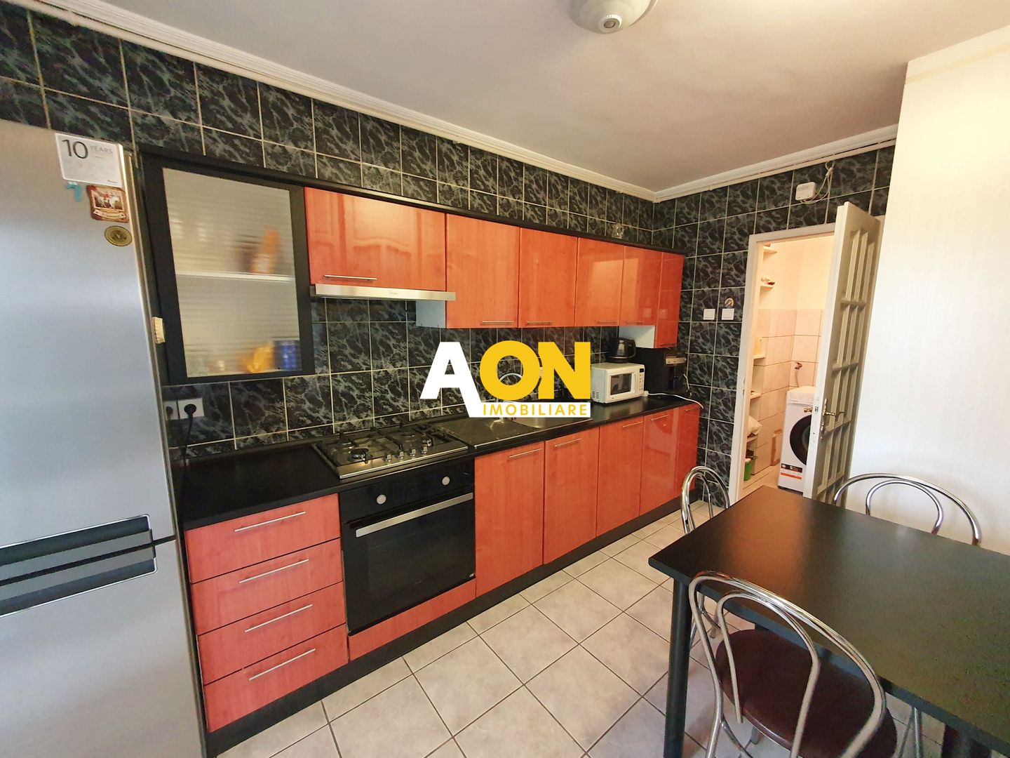 Apartament 4 camere, 97 mp utili, mobilat, utilat, et. 3, ultracentral - Poză 4